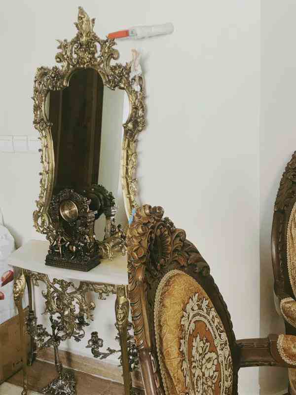 آینه و شمعدان برنز