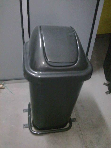 سطل زباله فایبرگلاس زرین کار صفاهان