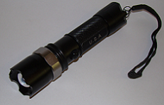 XeLED-365 Compact LED UV-A Flashlight چراغ قوه uv 365 nm