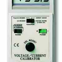 کالیبراتور ولتاژ جریان CC-421 لوترون