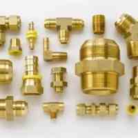 کلیه خدمات تراشکاری با  CNC پذیرفته میشود