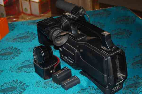 دوربین فیلمبرداری اچ دی 1000