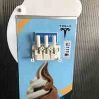 دستگاه بستنی ساز قیفی  تایوانی