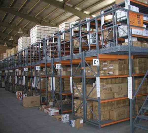 قفسه بندی فلزی: عرضه محصولات دژپاد در مشهد
