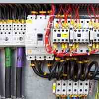 طراحی و ساخت انواع تابلو برق های صنعتی –سیستم تله متری
