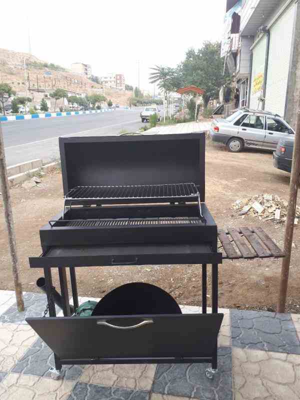 باربیکیو ذغالی فن دار 