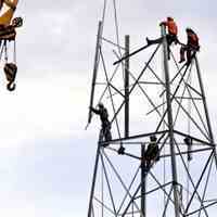 تهیه و تولید انواع دکل خودایستا 