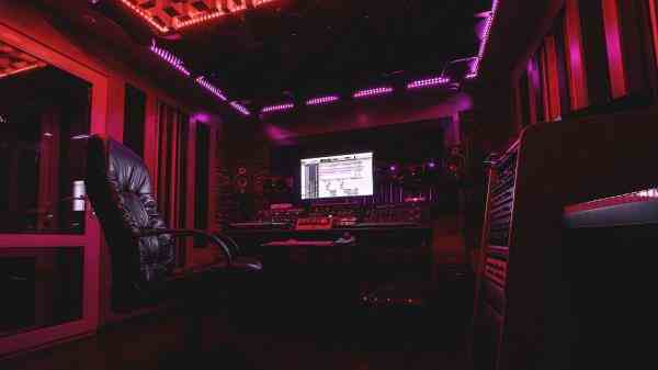 استودیو تولید موسیقی