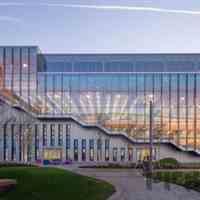 طراح و مجری نما های مدرن ساختمانی 