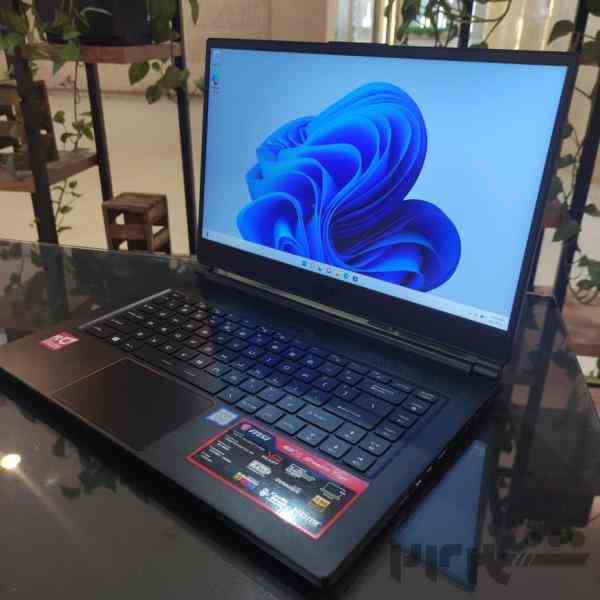 MSI GS65