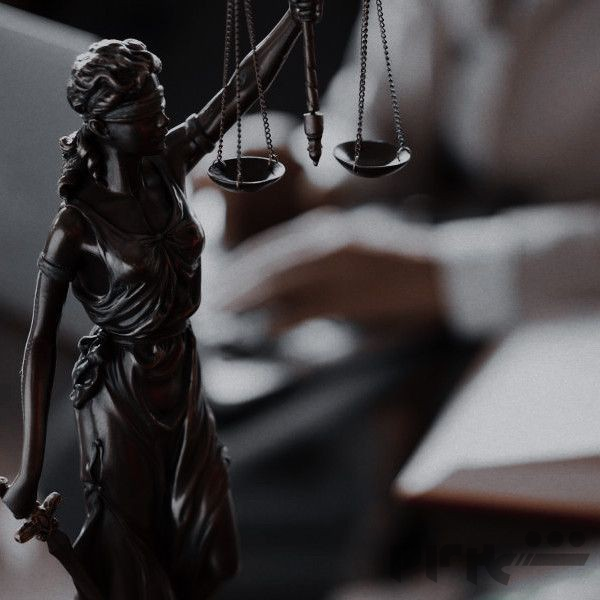 وکیل پایه‌ یک دادگستری در کرج قراردادها و ملکی 