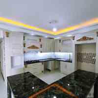 کاغذ دیواری و نقاشی ساختمان اقساطی بدون بهره 