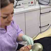 کلینیک پوست ، مو و لیزر دکتر توکلی فرد (وایو)