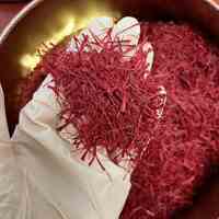 زعفران نگین و سوپرنگین