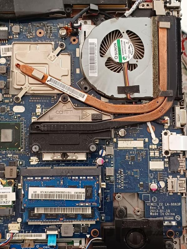 خدمات نصب ویندوز ارتقا تعمیرات لپ تاپ کامپیوتر