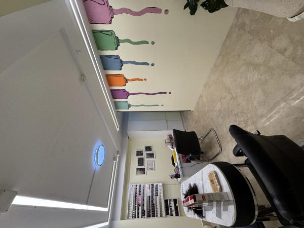 اجاره ی میز ناخن و تخت مژه