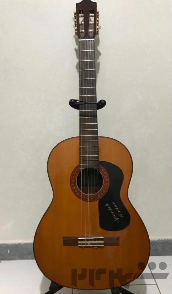 آموزش گیتار پاپ و آواز پاپ