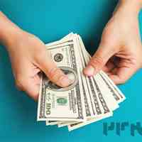 درآمد دلاری 