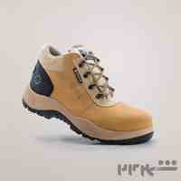 تولید و عرضه انواع کفش کار