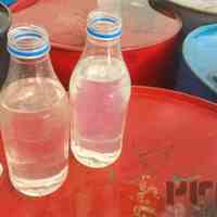 نفت بی بو-حلال402