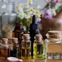 رنگ و اسانس درجه یک با تخفیف ویژه – کیفیت تضمینی