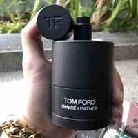 ادوکلن تام فورد ادمبره لدر 