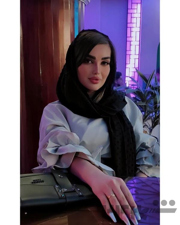 ما تیمی متعهد از متخصصان هستیم که در زمینه‌ی خدمات آرامش، پشتیبانی و مشاوره فعالیت داریم. هدف ما رضایت و آسایش شماست.